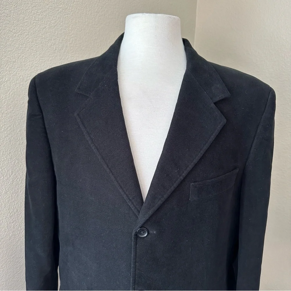 Banana Republic Men’s Black Long sleeves Velvet Blazer Size L/Long